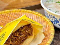 牛肉烧饼（多肉）-穆得·老周家牛肉烧饼(普利街店)