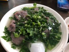 -杨三娘跷脚牛肉(羊子山西路店)