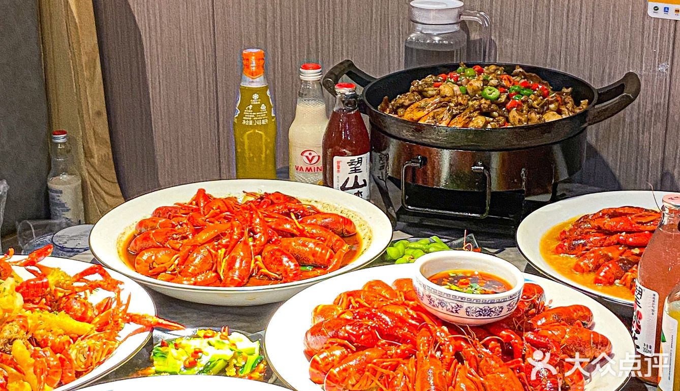 天天排队👭西湖边ju🔥小龙虾🦞新品绝了呀