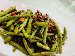 干煸四季豆-黄家饺子东北特色菜馆(湖滨商业街店)