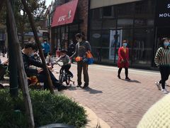 -王府井奥莱临潼小镇(临潼店)