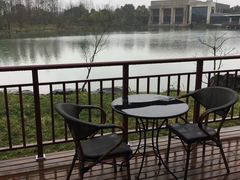 -上海怡沁园度假酒店
