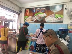 -榮泰米粉湯(Left Shop)