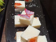 -东口码头·烧鸽子·鱼头泡饼·地方菜(金鹰悦城店)
