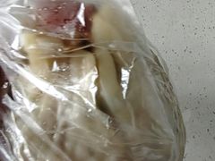 -白玉兰食品甜凤店(合生汇店)