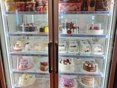 -DQ·蛋糕·冰淇淋(大宁国际商业广场店)