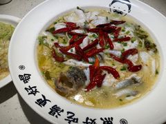 -江渔儿酸菜鱼·拔草餐厅(虎门君乐汇店)