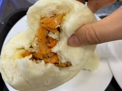 胡萝卜包子-聚德华天护国寺小吃(甜水园店)