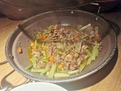 猫儿山的小黄牛-吃饭皇帝大(解放西路店)