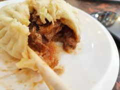 排骨肉包子-张包铺(道外店)