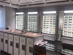 -目艮眼镜SHOWROOM(品牌集合店)