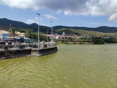 -亚龙湾亚泰商业街