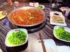 -老船舫·现做活鲜鱼馆(东郊记忆店)