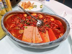-青红之间·新派融合川菜(慈云寺店)