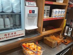 -南城香·饭香串香馄饨香(青年路店)