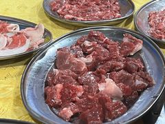 -五洞培记山庄·鲜牛肉火锅