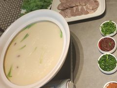 -羊门客在·烤盐池滩羊·川菜