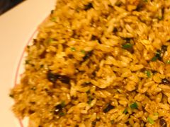 红葱脆骨炒饭-哈力家·西北烧烤烤串(凤城三路店)