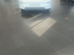-TESLA 特斯拉(北京南四环中路特斯拉中心)