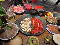 -萍姐火锅·公路夜市(武汉首店)