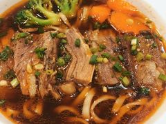 金牌红烧牛肉面-康师傅私房牛肉面(马泉营奥莱店)