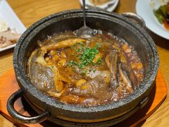 石锅碟鱼头-新海渔港·胶东海鲜家常菜·家宴(奥体中心店)
