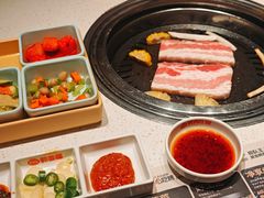 -韩香福烤肉庄园(华夏路店)