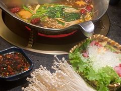 -湊湊火锅·茶憩(打浦桥日月光店)