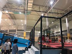 -莱茵体育生活馆