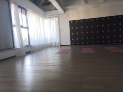 -无界瑜伽普拉提