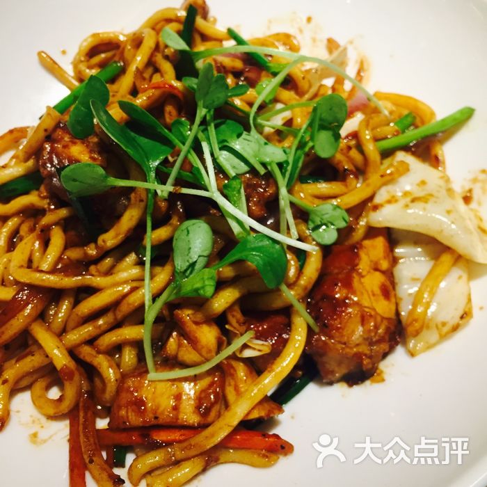卡朋西餐黑椒鸡扒炒乌冬图片-北京西餐-大众点评网