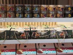 -85度C(生甜甜圈研究工坊·上海平凉店)