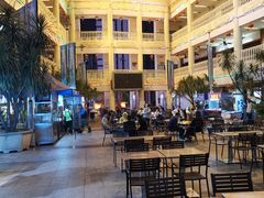 -海口骑楼小吃街