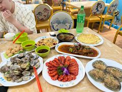 -小海豚•老字号海鲜餐厅(天涯店)