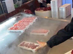 -罗二娘·鲜切牛自助火锅(罗湖东门步行街店)