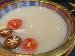 -重庆德庄火锅(体育中心店)