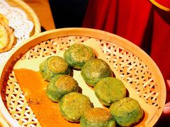 蒿子粑粑-吃饭皇帝大(解放西路店)