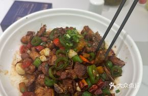 Qiangzi Stir-Fried Chicken