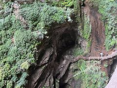 -龙水峡地缝景区