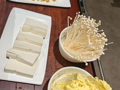 -滇香肴·云南菜蒸汽石锅鱼(云南北路店)