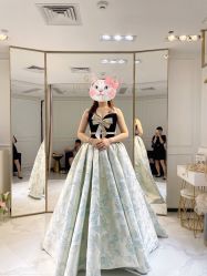 点击看大图 -GRACE KELLY婚纱与礼服(北京店)