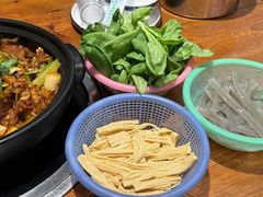 -重庆鸡公煲·青锅花椒鱼(牡丹江路店)