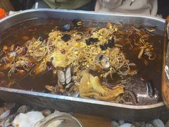 -老东镇啤酒屋海鲜加工·蒸汽海鲜·海鲜烧烤(台东店)