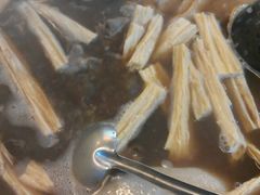 -悦牧·酸汤牛肉火锅(沃尔玛店)