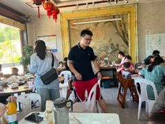 -三姐妹·海鲜大排档