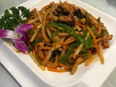 鱼香肉丝-东四民芳餐厅(世茂工三店)