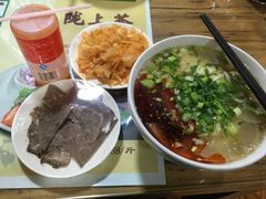 -陇上全荟兰州传统牛肉面(延吉路店)