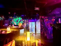 -vimi便利店酒吧