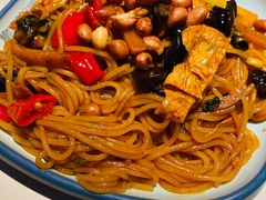 炒螺蛳粉-柳喜辣·烧烤酒局(跃进总店)