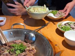 -大众跷脚牛肉馆·非遗传承单位(峨眉山店)